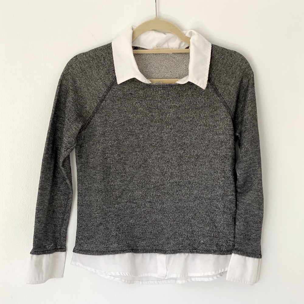 Gray shirt with atached white collar and cuffs